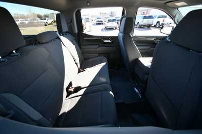2025 Chevrolet 1500 Crew Cab, $59120. Photo 12