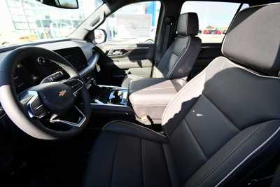 2025 Chevrolet Suburban, $83615. Photo 12