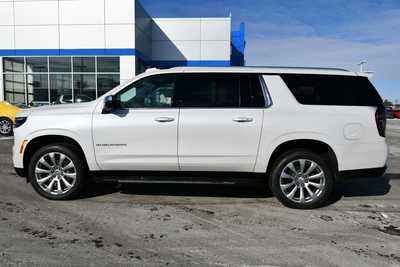 2025 Chevrolet Suburban, $83615. Photo 4