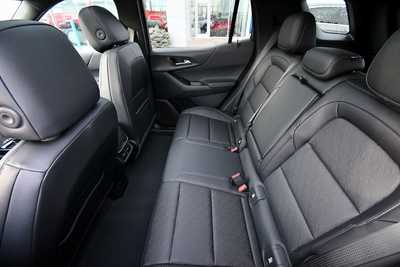 2025 Chevrolet Equinox, $28495. Photo 11