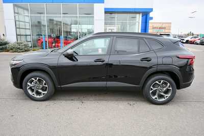 2025 Chevrolet Trax, $24885. Photo 3