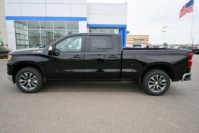 2025 Chevrolet 1500 Crew Cab, $58905. Photo 3