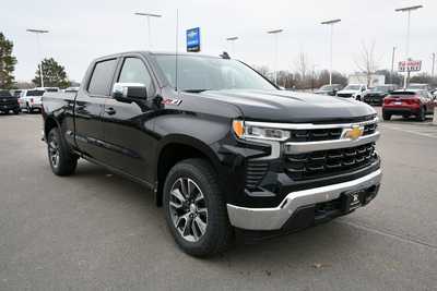 2025 Chevrolet 1500 Crew Cab, $58905. Photo 8