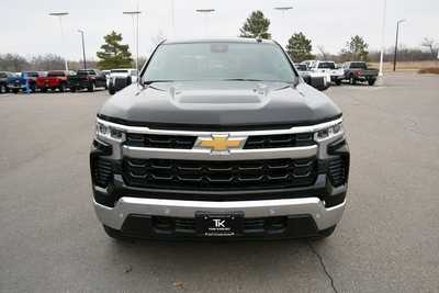 2025 Chevrolet 1500 Crew Cab, $58905. Photo 9