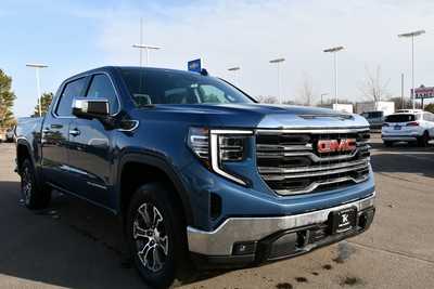 2024 GMC 1500 Crew Cab, $47750. Photo 10