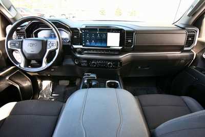 2023 Chevrolet 1500 Crew Cab, $44250. Photo 3