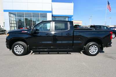 2023 Chevrolet 1500 Crew Cab, $44250. Photo 4