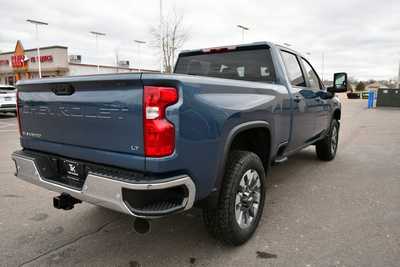 2025 Chevrolet 3500 Crew Cab, $72040. Photo 7