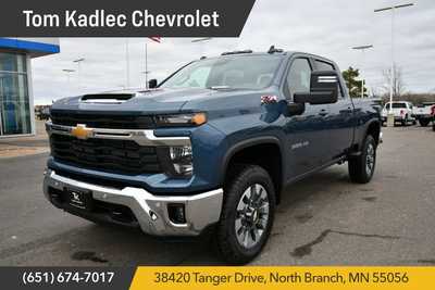 2025 Chevrolet 3500 Crew Cab, $72040. Photo 1