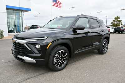 2025 Chevrolet TrailBlazer, $25980. Photo 2