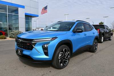 2025 Chevrolet Trax, $26285. Photo 2