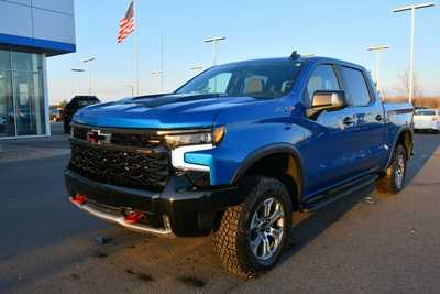 2023 Chevrolet 1500 Crew Cab, $58000. Photo 2