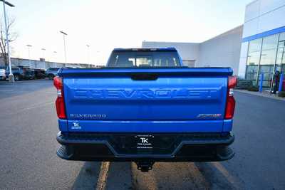 2023 Chevrolet 1500 Crew Cab, $58000. Photo 7