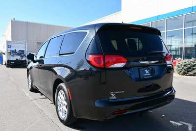 2023 Chrysler Voyager, $22250. Photo 5