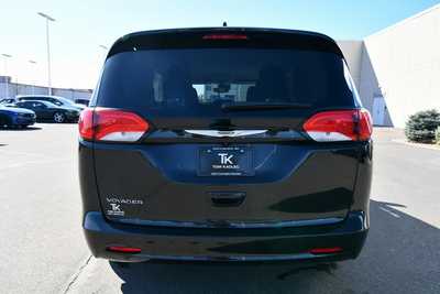 2023 Chrysler Voyager, $22250. Photo 6