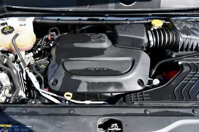 2022 Chrysler Voyager, $21500. Photo 12
