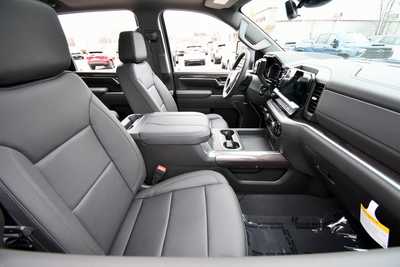 2025 Chevrolet 3500 Crew Cab, $82525. Photo 12