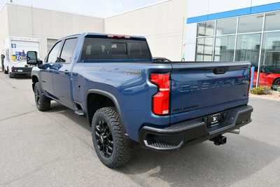 2025 Chevrolet 3500 Crew Cab, $82525. Photo 5