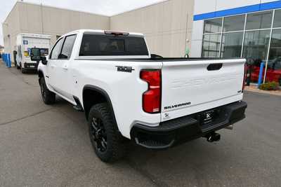 2025 Chevrolet 3500 Crew Cab, $82525. Photo 5