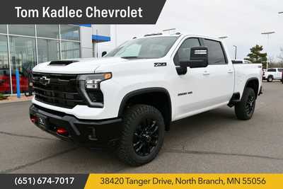 2025 Chevrolet 3500 Crew Cab, $82525. Photo 1