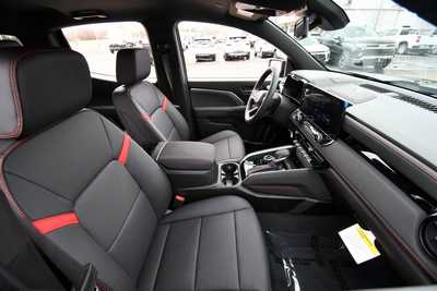 2025 Chevrolet Colorado Crew Cab, $51590. Photo 12