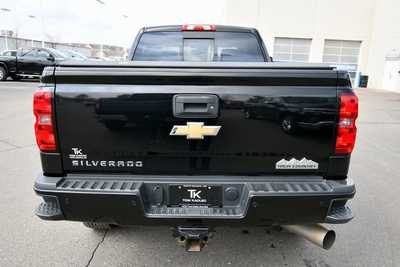 2015 Chevrolet 2500 Crew Cab, $39750. Photo 6