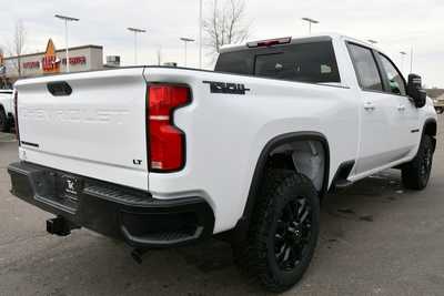 2025 Chevrolet 3500 Crew Cab, $65545. Photo 8