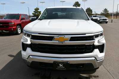 2023 Chevrolet 1500 Crew Cab, $40750. Photo 11