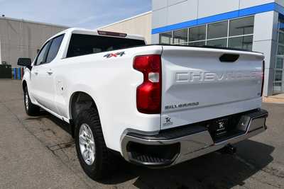 2023 Chevrolet 1500 Crew Cab, $40750. Photo 5