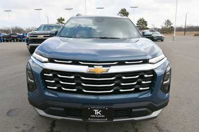 2025 Chevrolet Equinox, $32645. Photo 10