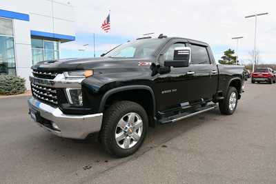 2021 Chevrolet 2500 Crew Cab, $57250. Photo 2