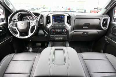 2021 Chevrolet 2500 Crew Cab, $57250. Photo 3