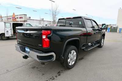 2021 Chevrolet 2500 Crew Cab, $57250. Photo 8