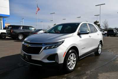 2022 Chevrolet Equinox, $20500. Photo 2