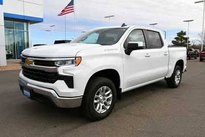 2024 Chevrolet 1500 Crew Cab, $43000. Photo 2