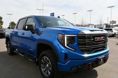 2024 GMC 1500 Crew Cab, $59750. Photo 10