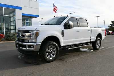 2019 Ford F250 Crew Cab, $35000. Photo 2