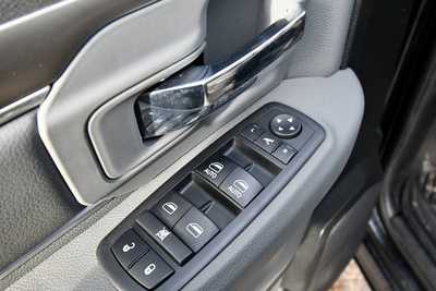 2017 RAM 1500 Crew Cab, $18750. Photo 12