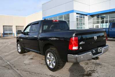 2017 RAM 1500 Crew Cab, $18750. Photo 4