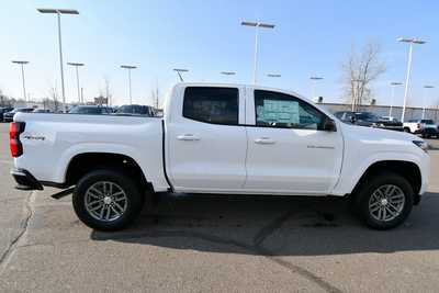 2025 Chevrolet Colorado Crew Cab, $42840. Photo 8