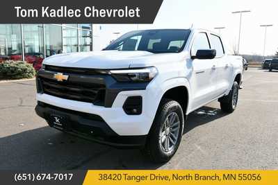 2025 Chevrolet Colorado Crew Cab, $42840. Photo 1