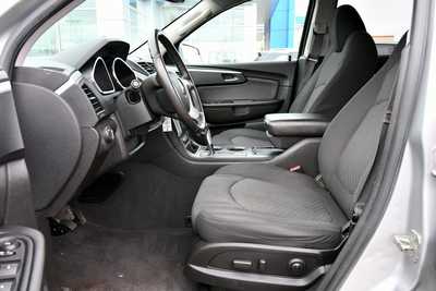 2011 Chevrolet Traverse, $3000. Photo 11