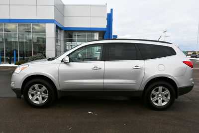 2011 Chevrolet Traverse, $3000. Photo 3