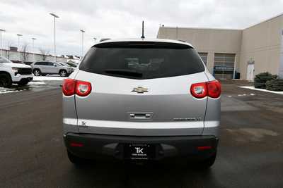 2011 Chevrolet Traverse, $3000. Photo 5