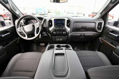 2021 Chevrolet 3500 Crew Cab, $47250. Photo 3