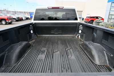 2021 Chevrolet 3500 Crew Cab, $47250. Photo 7
