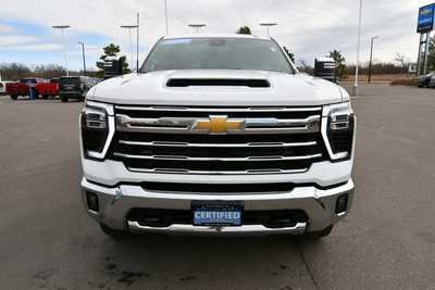 2024 Chevrolet 2500 Crew Cab, $60000. Photo 11