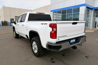 2024 Chevrolet 2500 Crew Cab, $60000. Photo 5