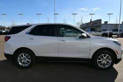 2024 Chevrolet Equinox, $25500. Photo 9