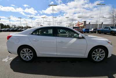 2015 Chevrolet Malibu, $8250. Photo 9
